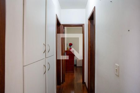 Corredor de apartamento à venda com 3 quartos, 153m² em Sagrada Família, Belo Horizonte