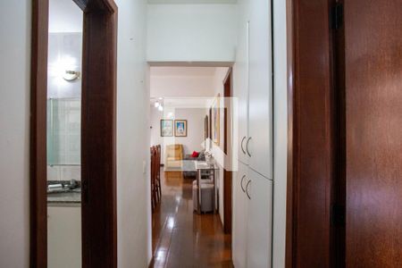 Corredor de apartamento à venda com 3 quartos, 153m² em Sagrada Família, Belo Horizonte