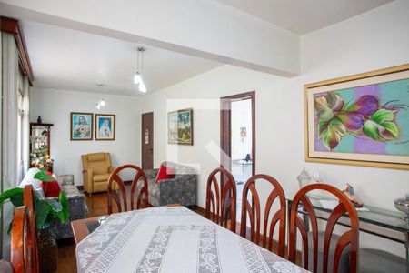 Sala de apartamento à venda com 3 quartos, 153m² em Sagrada Família, Belo Horizonte