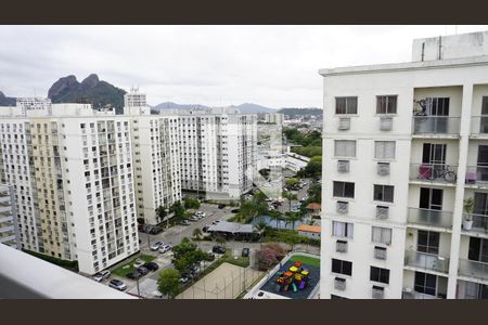 Vista - Varanda - Sala de apartamento para alugar com 2 quartos, 51m² em Recreio dos Bandeirantes, Rio de Janeiro