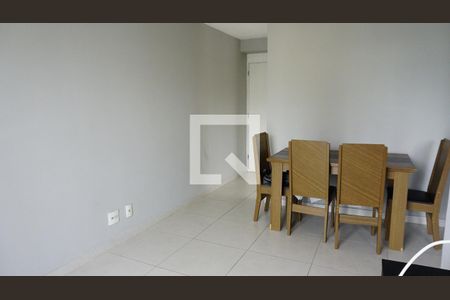 Sala de apartamento para alugar com 2 quartos, 51m² em Recreio dos Bandeirantes, Rio de Janeiro