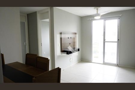 Sala de apartamento para alugar com 2 quartos, 51m² em Recreio dos Bandeirantes, Rio de Janeiro