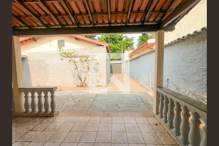 vista sala de estar de casa para alugar com 3 quartos, 163m² em Decamão, Betim