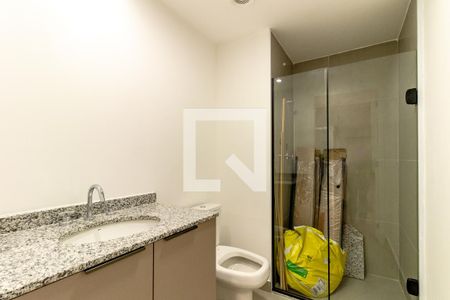 Banheiro de kitnet/studio à venda com 1 quarto, 25m² em Indianópolis, São Paulo