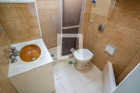 Banheiro de kitnet/studio à venda com 1 quarto, 17m² em Lapa, Rio de Janeiro