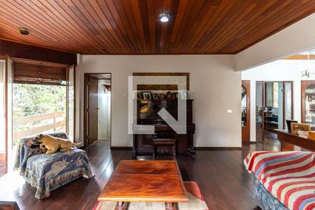 Sala de casa à venda com 3 quartos, 587m² em Pacaembu, São Paulo