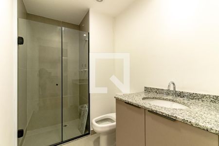 Banheiro de kitnet/studio à venda com 1 quarto, 25m² em Indianópolis, São Paulo