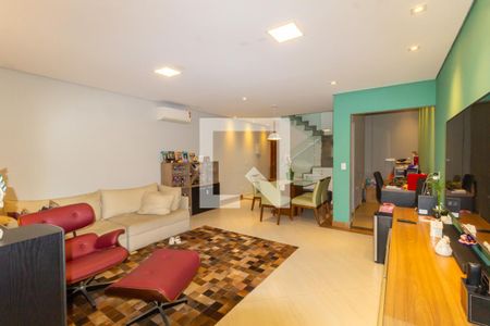 Sala de casa à venda com 3 quartos, 130m² em Ipiranga, São Paulo