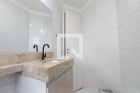 Banheiro de apartamento à venda com 1 quarto, 52m² em Centro, Campinas