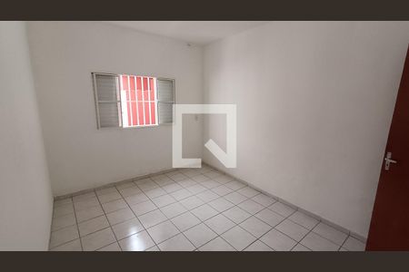 Quarto de casa para alugar com 1 quarto, 80m² em Vila Netinho, Sorocaba