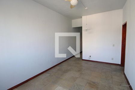 Apartamento para alugar com 71m², 2 quartos e 1 vagaSala