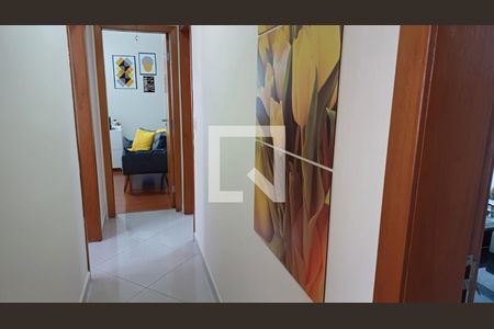 Corredor de apartamento à venda com 4 quartos, 89m² em Novo Eldorado, Contagem