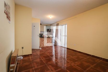 Sala de apartamento para alugar com 3 quartos, 64m² em Jardim Salete, Taboão da Serra