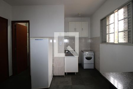 Cozinha de kitnet/studio para alugar com 1 quarto, 30m² em Cidade Universitária, Campinas