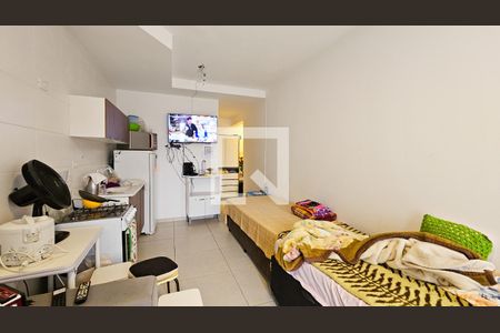 Sala / Cozinha de kitnet/studio para alugar com 1 quarto, 25m² em Campo Grande, São Paulo