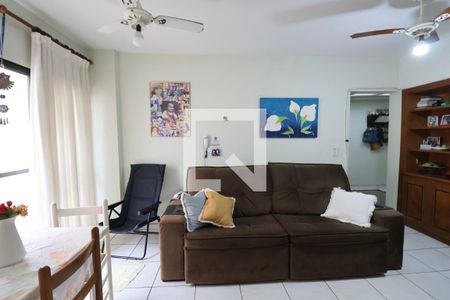 Sala de apartamento para alugar com 2 quartos, 72m² em Jardim Las Palmas, Guarujá