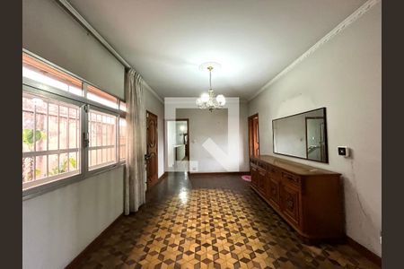 Hall de casa à venda com 3 quartos, 331m² em Cidade Vargas, São Paulo