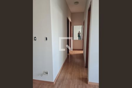 Corredor de apartamento à venda com 3 quartos, 90m² em Ouro Preto, Belo Horizonte