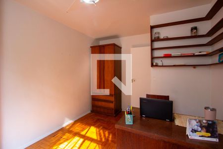 Quarto 1 de apartamento para alugar com 3 quartos, 90m² em Santa Rosa, Niterói