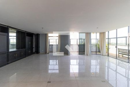 Sala 1 de apartamento para alugar com 4 quartos, 600m² em Higienópolis, São Paulo