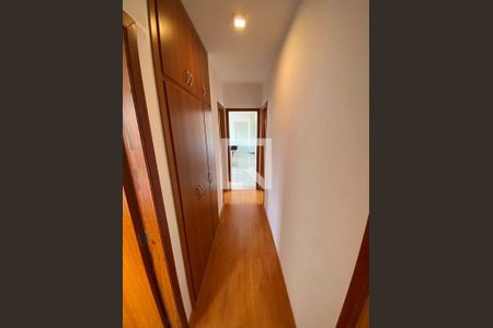 Corredor de apartamento à venda com 3 quartos, 93m² em São Pedro, Belo Horizonte