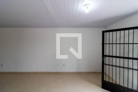 Sala de casa para alugar com 3 quartos, 155m² em Guarujá, Porto Alegre