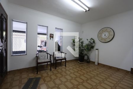 Sala 1 de casa para alugar com 2 quartos, 328m² em Vila Darli, São Paulo