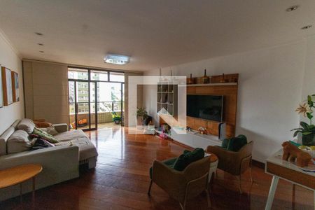 Sala de apartamento à venda com 4 quartos, 240m² em Ingá, Niterói