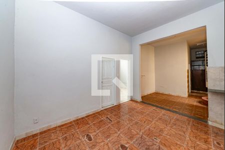 Sala de casa para alugar com 2 quartos, 70m² em Nova Suíça, Belo Horizonte