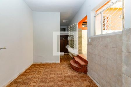 Sala de casa para alugar com 2 quartos, 70m² em Nova Suíça, Belo Horizonte