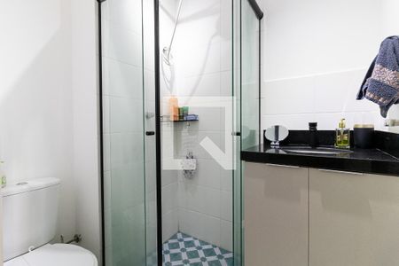 Banheiro de apartamento para alugar com 1 quarto, 20m² em Vila Moraes, São Paulo