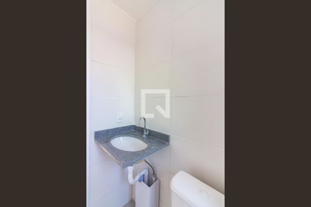 Apartamento à venda com 47m², 2 quartos e sem vaga Apartamento à venda com 47m², 2 quartos e sem vagaBanheiro