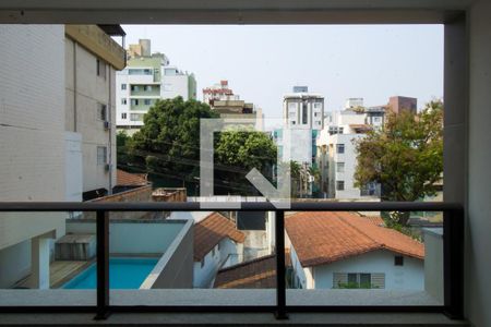 Vista da Varanda da Sala de apartamento à venda com 2 quartos, 63m² em Santo Antônio, Belo Horizonte