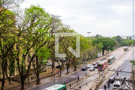 Vista  de apartamento à venda com 1 quarto, 38m² em Farroupilha, Porto Alegre