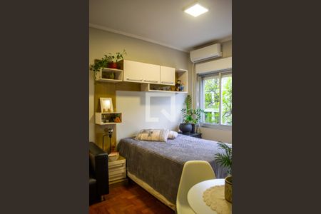 Quarto  de apartamento à venda com 1 quarto, 38m² em Farroupilha, Porto Alegre