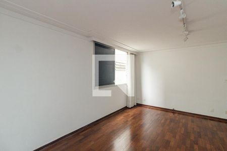 Sala de TV de apartamento para alugar com 4 quartos, 288m² em Higienópolis, São Paulo