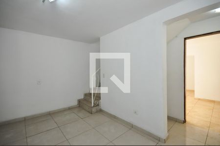 Sala de casa para alugar com 3 quartos, 108m² em Raposo Tavares, São Paulo