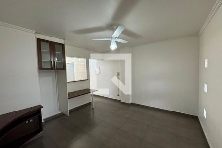 Sala de apartamento para alugar com 1 quarto, 32m² em Centro, Ribeirão Preto