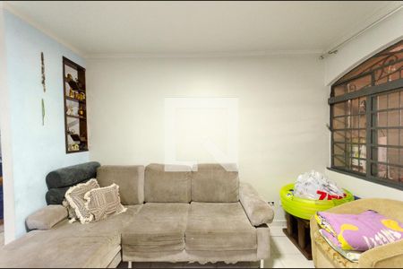 Sala de casa para alugar com 2 quartos, 81m² em Conjunto Residencial Vista Verde, São Paulo