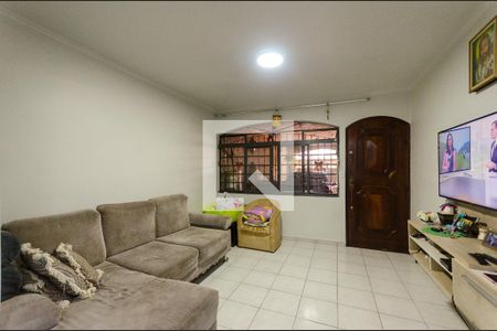 Sala de casa para alugar com 2 quartos, 81m² em Conjunto Residencial Vista Verde, São Paulo