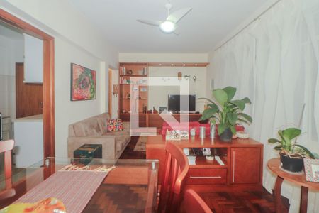 Sala de apartamento à venda com 4 quartos, 93m² em Rio Branco, Porto Alegre