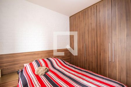 Quarto 1 de apartamento para alugar com 2 quartos, 50m² em Jardim Roberto, Osasco