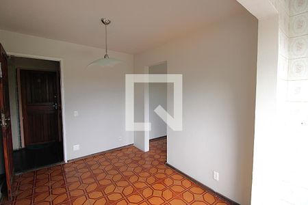 Sala de apartamento para alugar com 3 quartos, 90m² em Del Castilho, Rio de Janeiro