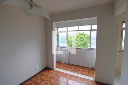 Sala de apartamento para alugar com 3 quartos, 90m² em Del Castilho, Rio de Janeiro