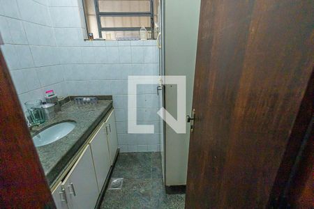 Lavabo de casa à venda com 5 quartos, 390m² em Santa Rosa, Belo Horizonte
