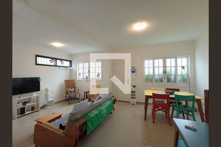 Casa à venda com 3 quartos, 90m² em Vila Gomes, São Paulo