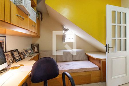 Casa à venda com 201m², 4 quartos e 4 vagas Casa à venda com 201m², 4 quartos e 4 vagasÁrea comum da casa