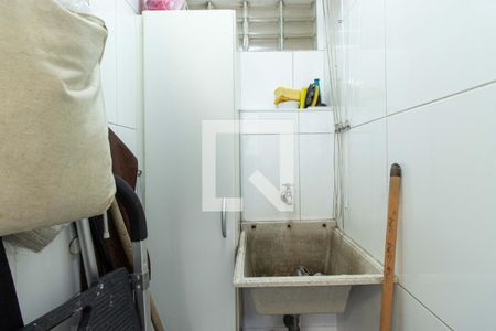 Casa à venda com 201m², 4 quartos e 4 vagas Casa à venda com 201m², 4 quartos e 4 vagasÁrea de Serviço 1