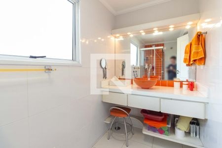 Casa à venda com 201m², 4 quartos e 4 vagas Casa à venda com 201m², 4 quartos e 4 vagasBanheiro da Suíte 2