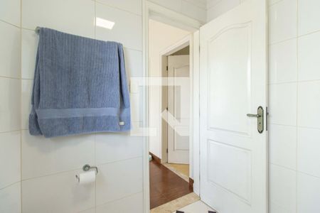 Casa à venda com 201m², 4 quartos e 4 vagas Casa à venda com 201m², 4 quartos e 4 vagasBanheiro